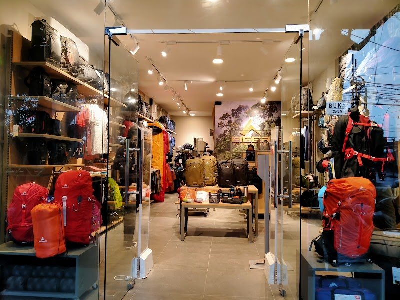 EIGER Adventure Store Sawojajar Malang di Malang