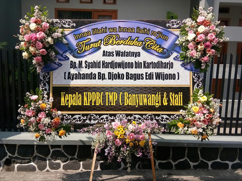Karangan Bunga Papan Malang | Wilis Florist 081-333-966-599 di Kota Batu