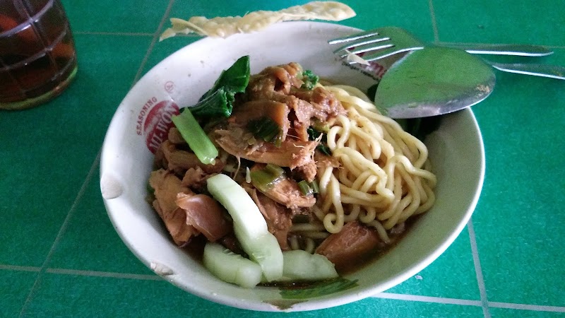 Mie Ayam Solo Mas Gun di Mojokerto