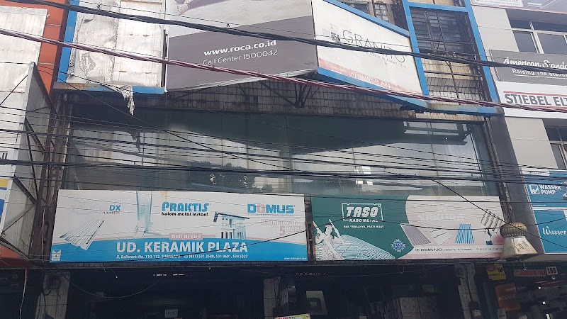 TK. Keramik Plaza di Surabaya