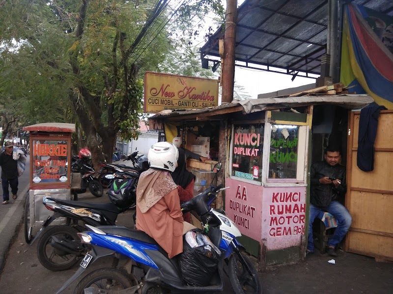 AA Duplikat Kunci Service di Andir