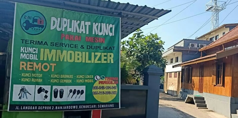 Ahli kunci panggilan 24 jam semarang di Gayamsari