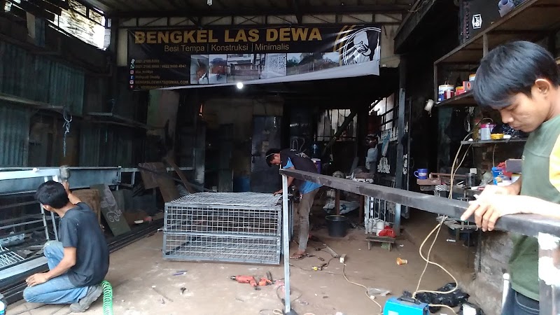 Bengkel las dewa di Kembangan