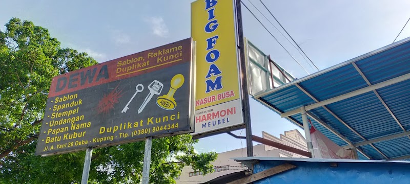 Dewodewa Ahli Kunci dan Advertising di Kota Kupang