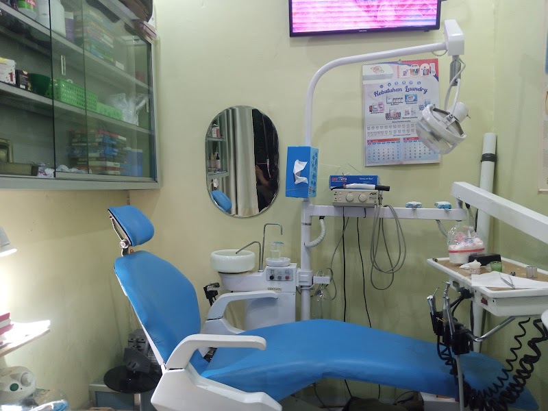 doctor dentist palmerah di Palmerah