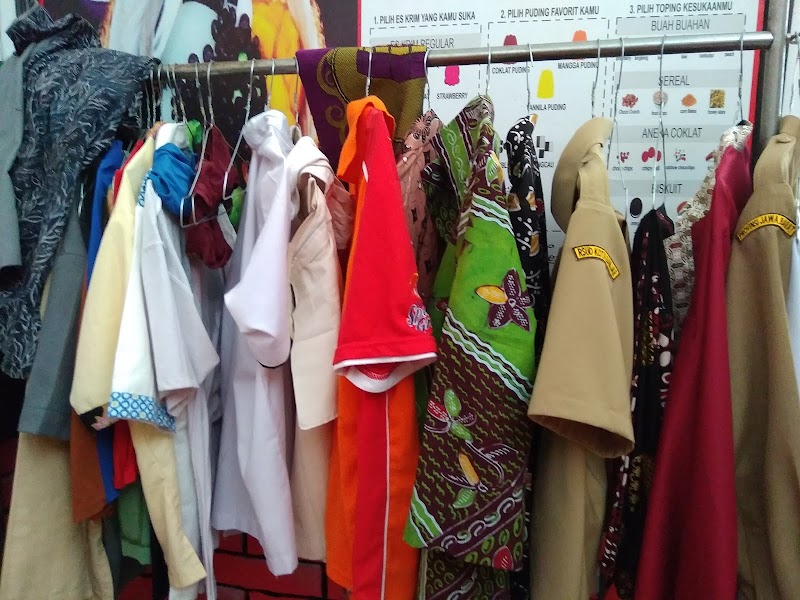 FI & DI Fashion di Kota Banjar