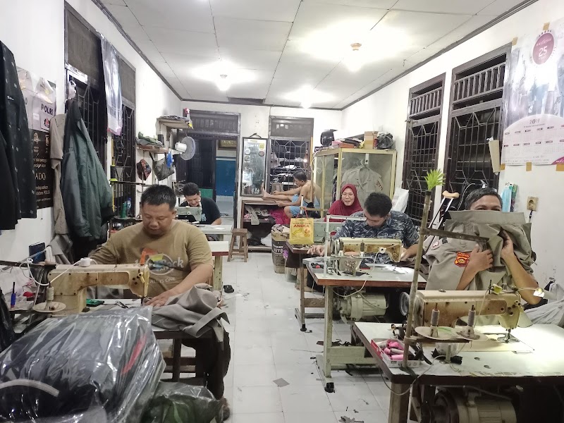 Juki Tailor di Kota Palembang