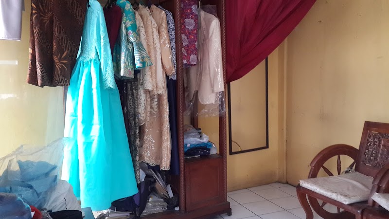 KEBAYA Modern Agus di Bekasi Timur