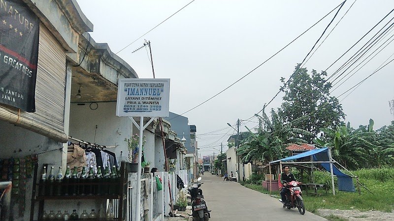 Klinik pijat Bekasi tunanetra berijasah Immanuel di Medan Satria