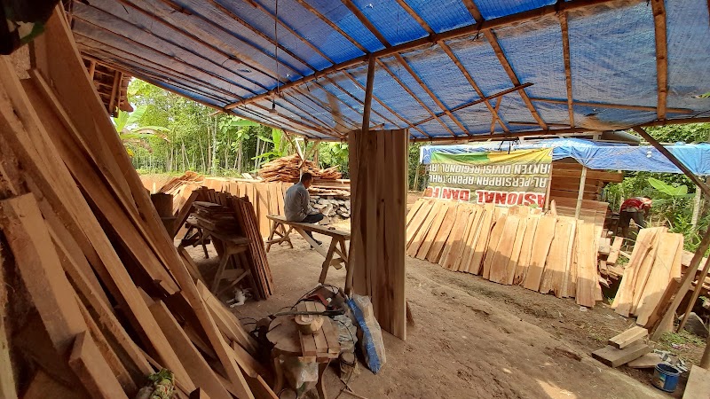 Pabrik kayu Muara Berkah di Kab. Ciamis