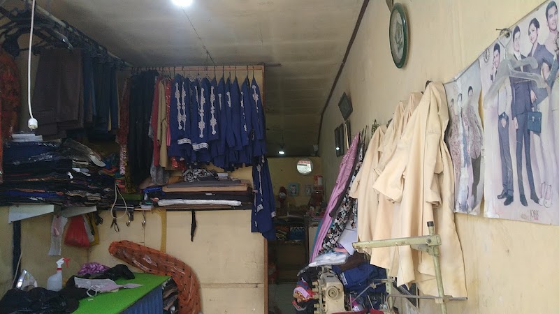 Parli Jaya Tailor di Cipayung