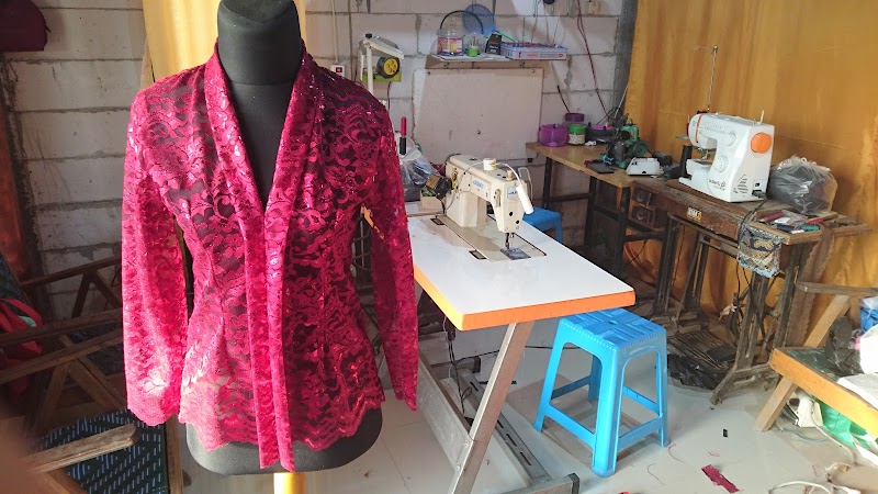 Penjahit NECIS tailor COKROMENGGALAN di Kab. Ponorogo