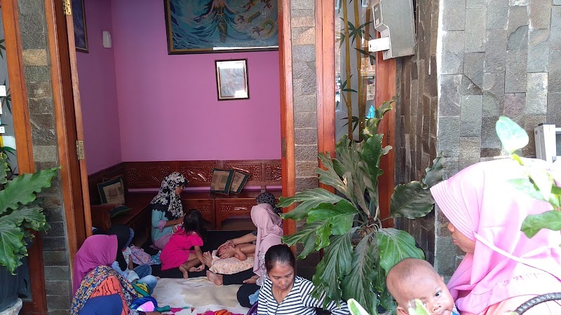 Pijat Khusus Bayi di Semarang Timur