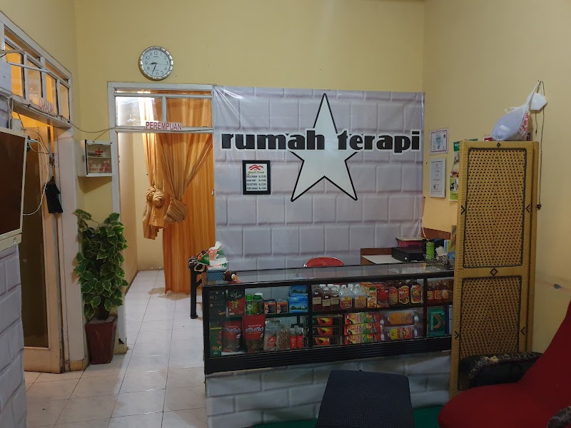 Pijat refleksi dan tradisional di Cinambo