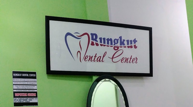 Rungkut Dental Center di Gununganyar