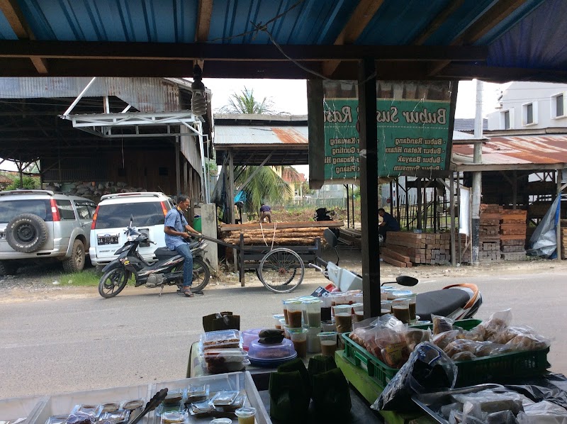 Toko Kayu Kusuma di Kota Banjarmasin