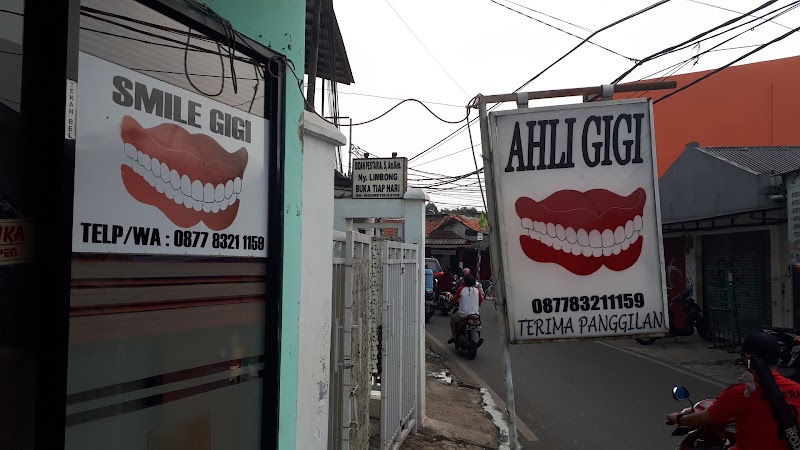 TUKANG GIGI di Pasar Rebo