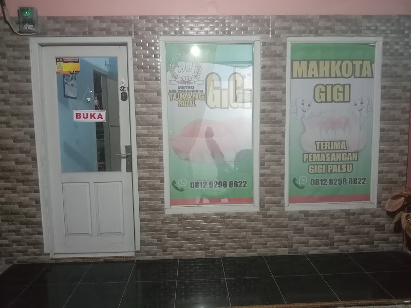 TUKANG GIGI MAHKOTA di Kota Metro