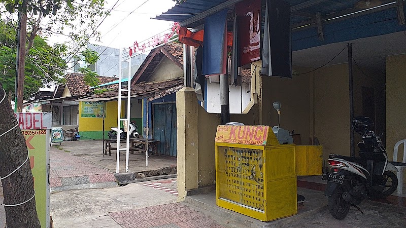 TUKANG KUNCI / AHLI KUNCI BANYUWANGI. Sukses Kunci (Mas Pri Kunci) di Kab. Banyuwangi