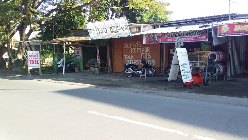 Tukang kunci di Kota Mataram