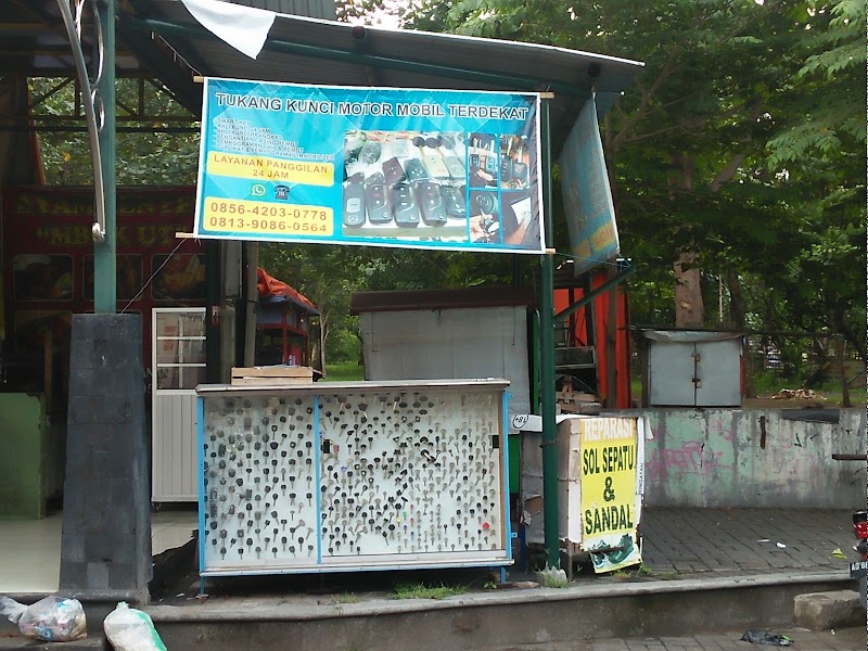 Tukang kunci motor mobil terdekat di Kota Surakarta