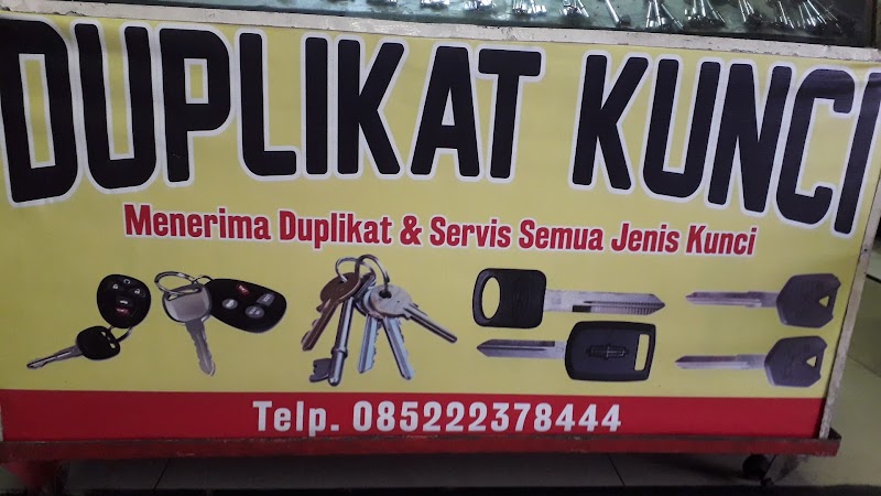 Tukang kunci service panggilan di Kota Baru Parahyangan